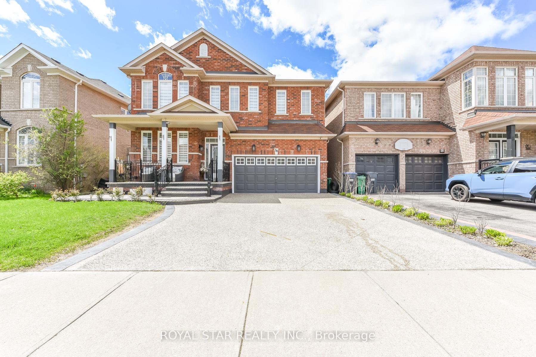 38 Robitaille Drive, Brampton, ON, exterior