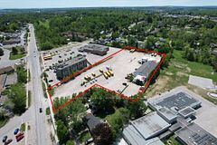 445 Laclie Street, Orillia, ON, exterior