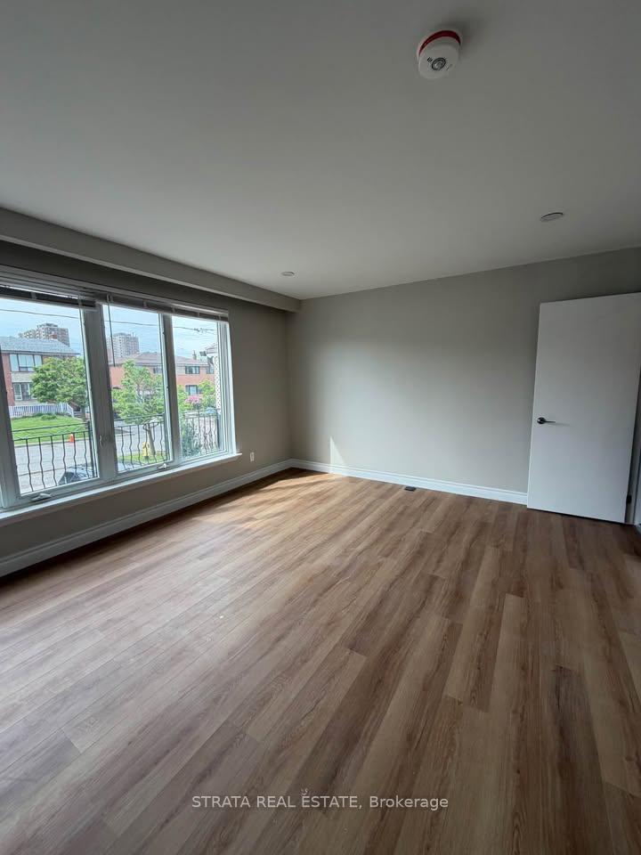 Main Floor - 14 Rainswood Court N, Toronto W05, ON, exterior