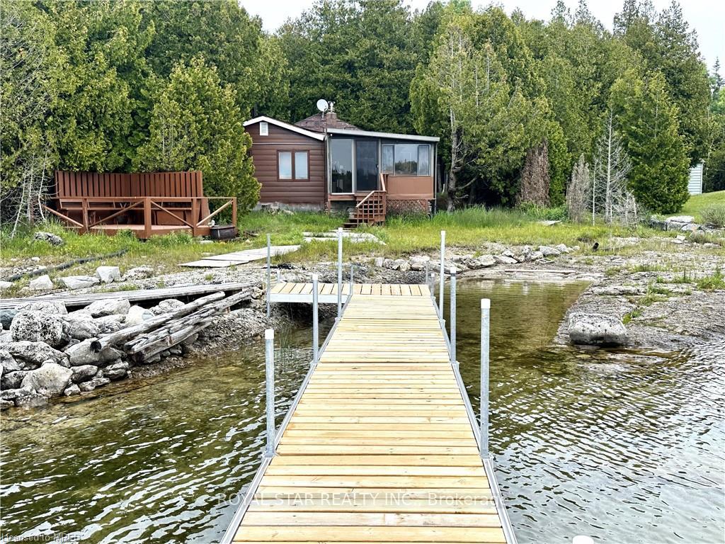 85 Simpson Avenue, Northern Bruce Peninsula, ON, exterior