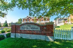 212 - 10360 Islington Avenue, Vaughan, ON, exterior