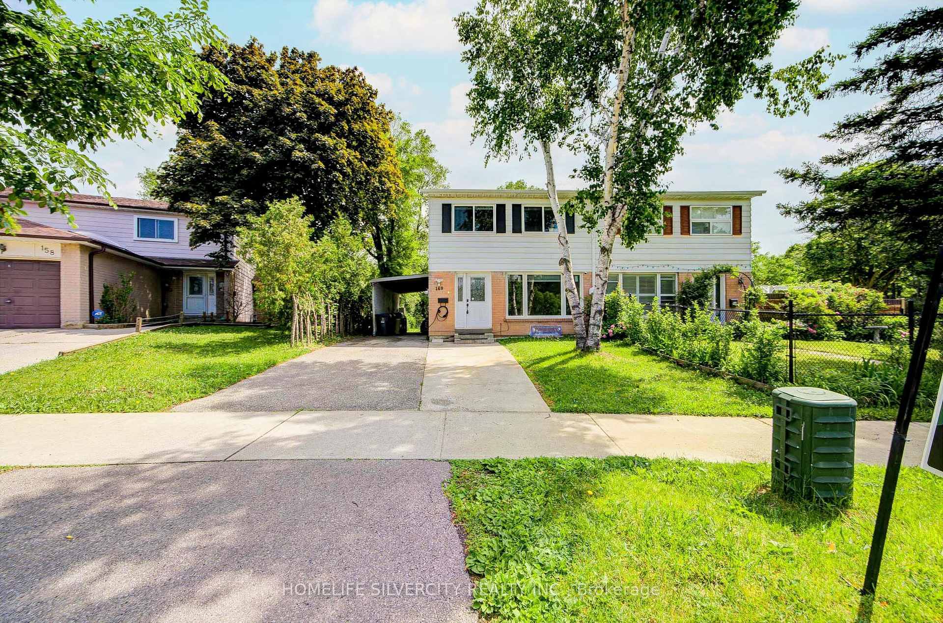 160 Purvis Crescent, Toronto E11, ON, exterior