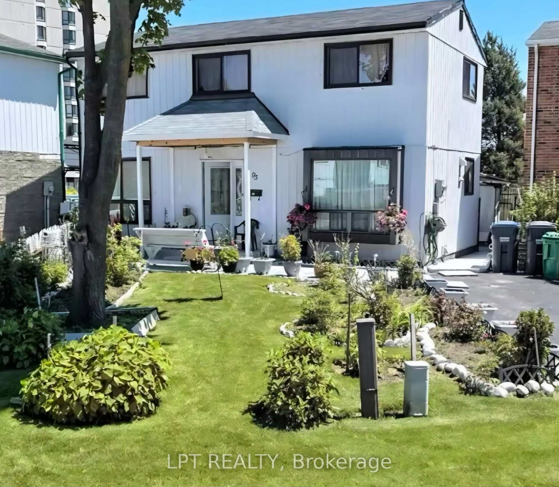 95 Huntingwood Crescent, Brampton, ON, exterior