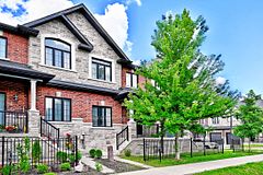 17 Zenyatta Lane, East Gwillimbury, ON, exterior