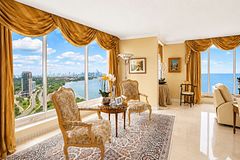 3705 - 2045 Lake Shore Boulevard W, Toronto W06, ON, exterior