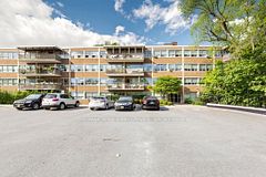 304 - 160 The Donway N/A W, Toronto C13, ON, exterior