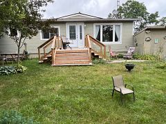 10 Lakeside Drive, Prince Edward County, ON, exterior
