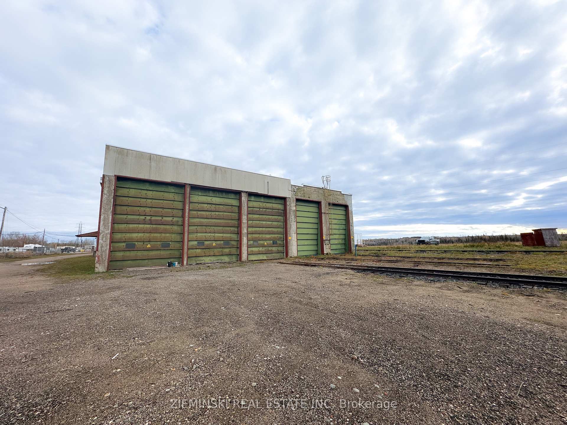 MS - 1 Park Street, Iroquois Falls, ON, exterior