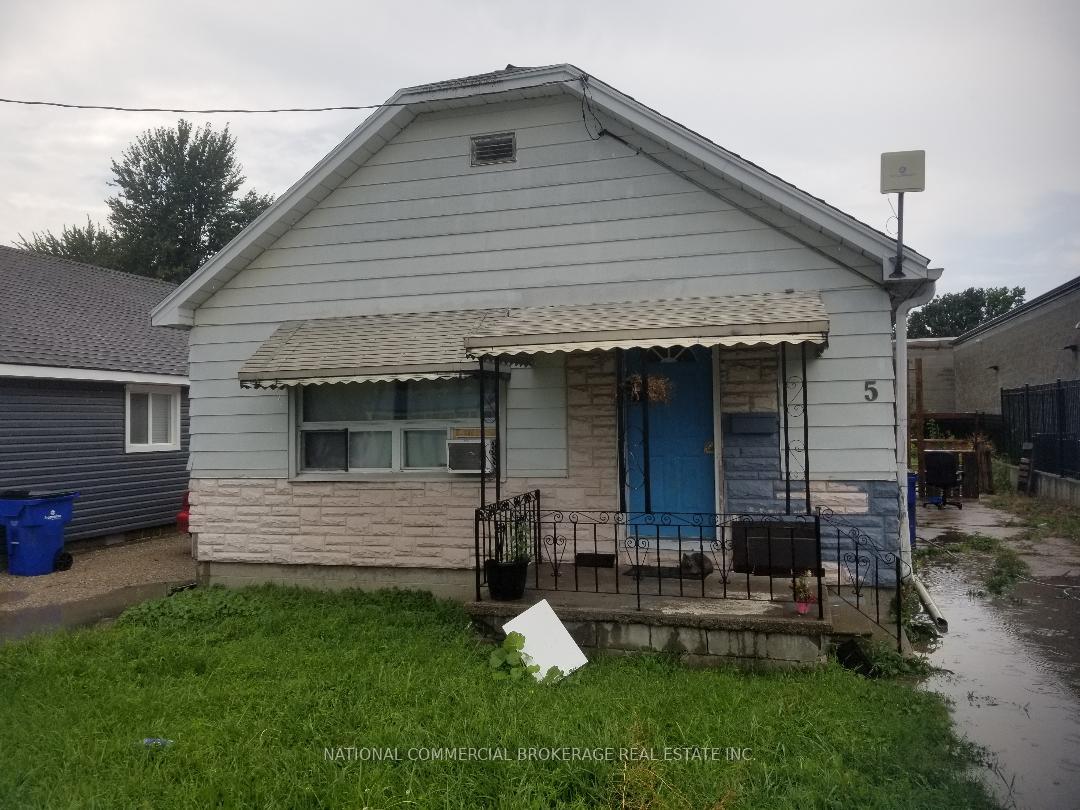 5 Arnold Street, Chatham-Kent, ON, exterior