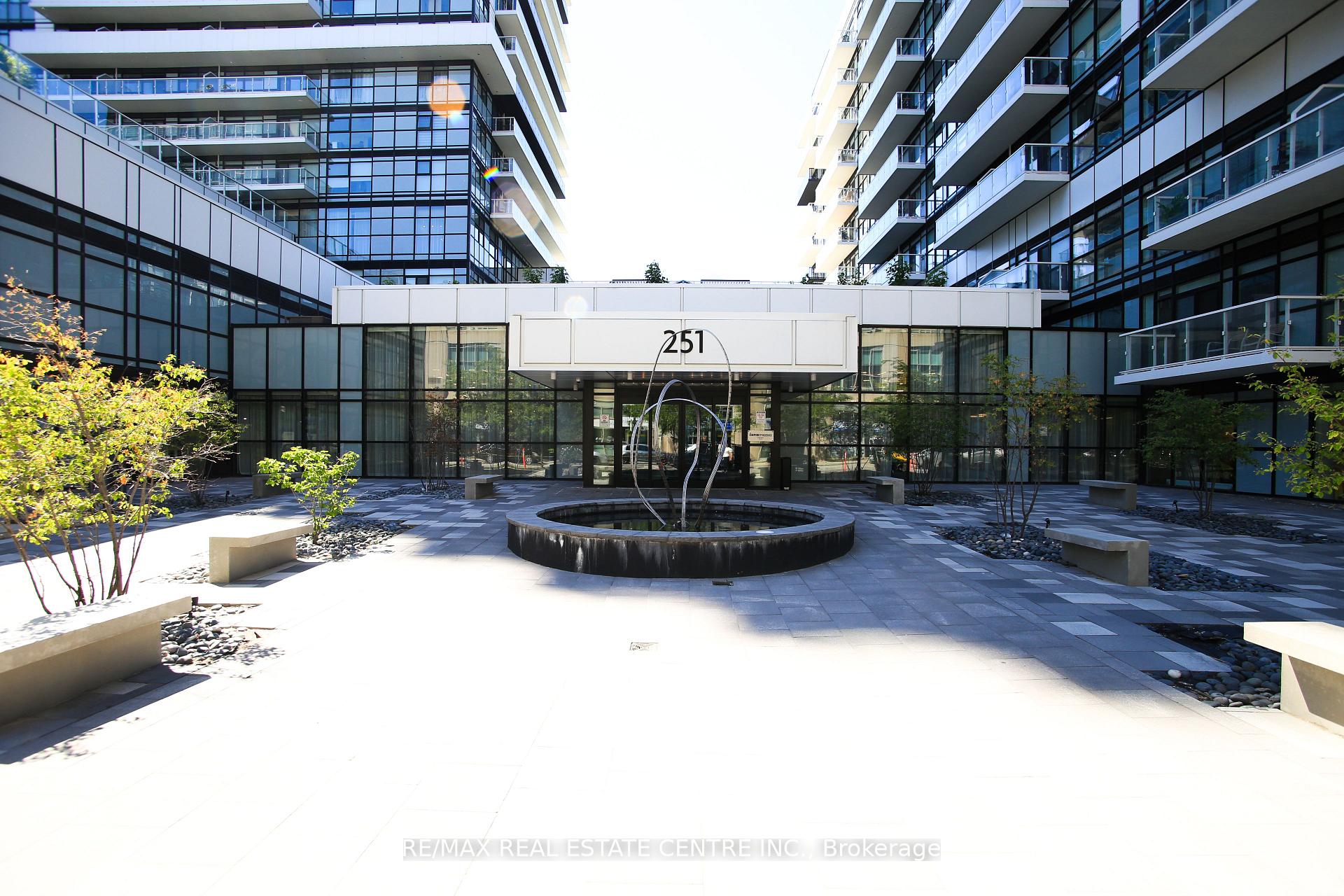 519 - 251 Manitoba Street, Toronto W06, ON, exterior