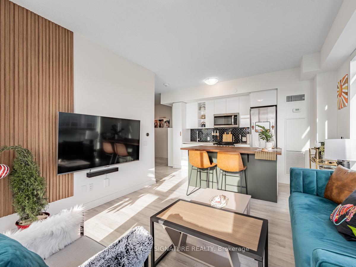 2704 - 251 Manitoba Street, Toronto W06, ON, exterior