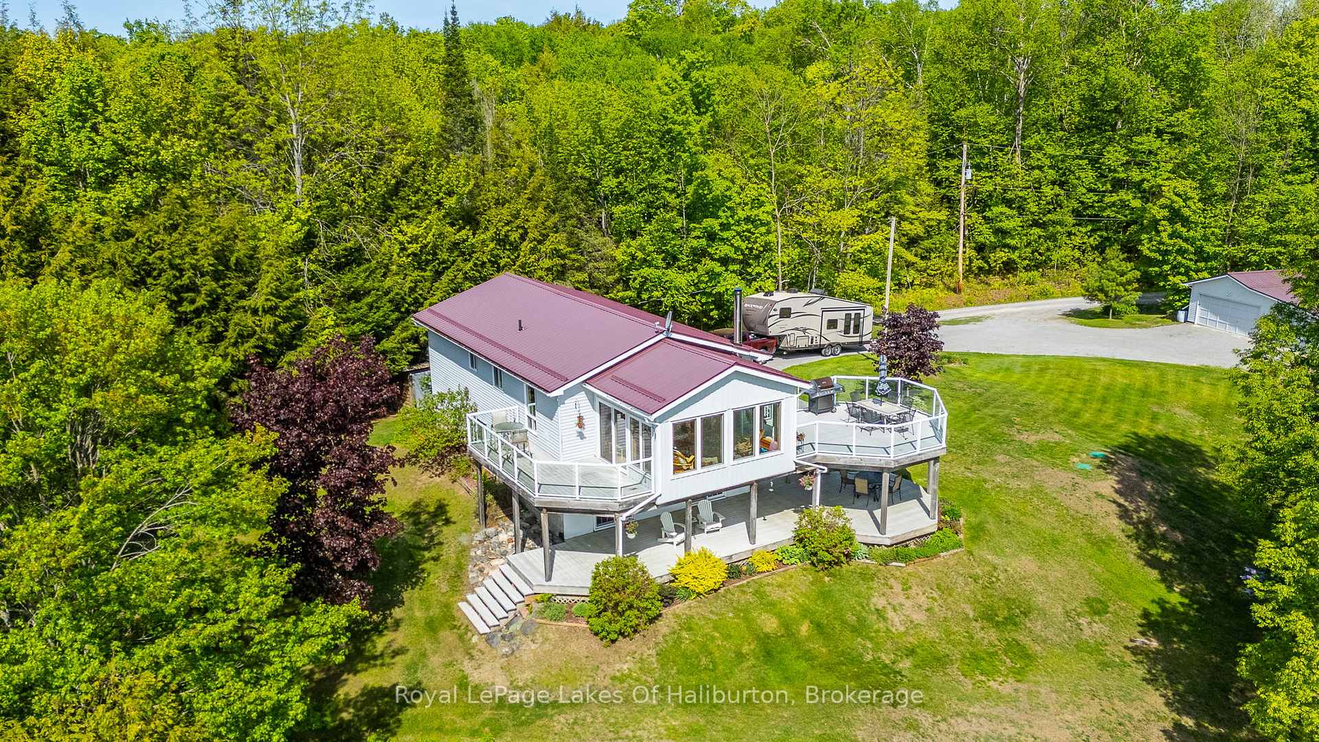 1123 Balmoral Lane, Highlands East, ON, exterior
