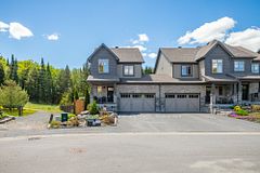 36 Spalding Crescent, Huntsville, ON, exterior