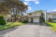 176 First Avenue, Greater Napanee, ON, exterior