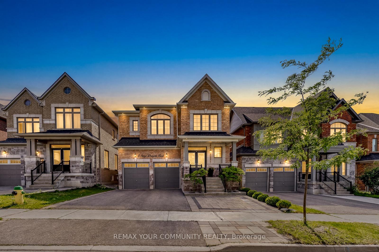 8 Snap Dragon Trail, East Gwillimbury, ON, exterior