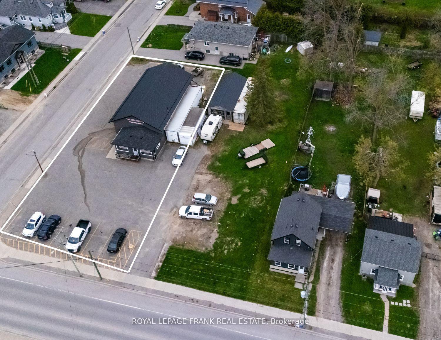 118 Queen Street, Kawartha Lakes, ON, exterior