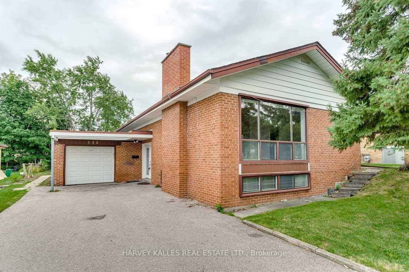135 Combe Avenue, Toronto C06, ON, exterior