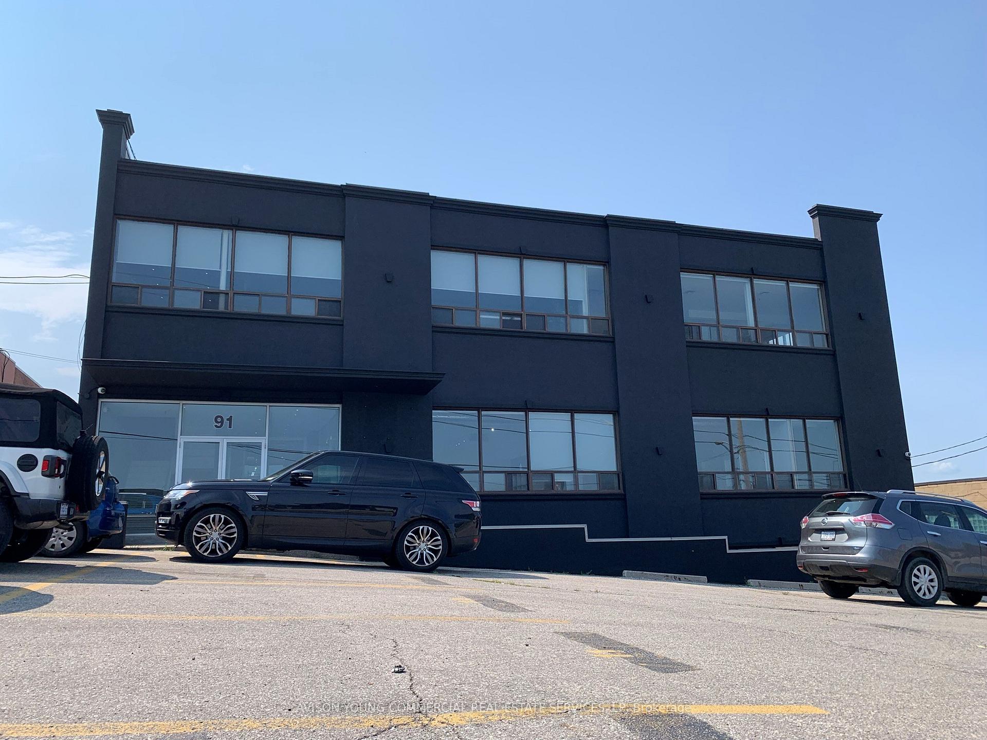 202 - 91 Tycos Drive, Toronto W04, ON, exterior