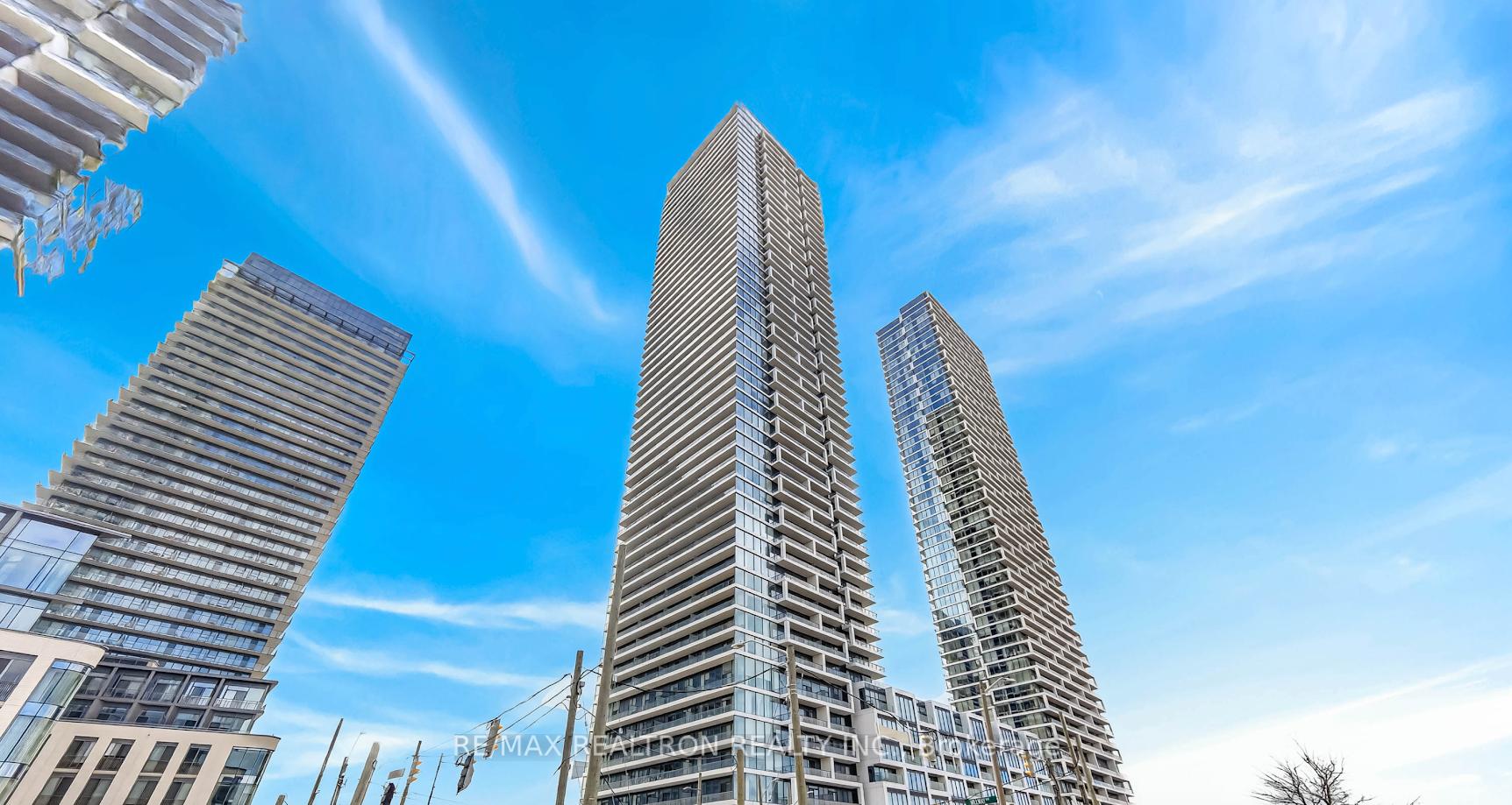 5615 - 950 Portage Parkway, Vaughan, ON, exterior