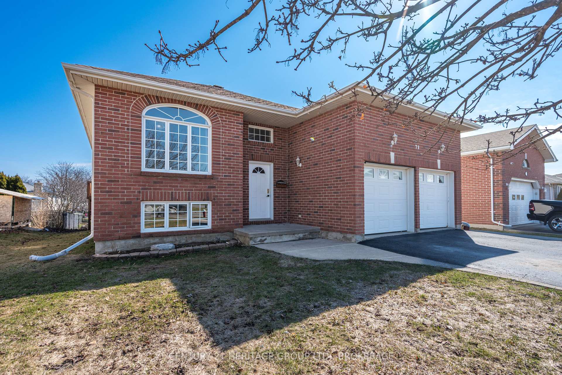 79 SPEERS Boulevard, Loyalist, ON, exterior