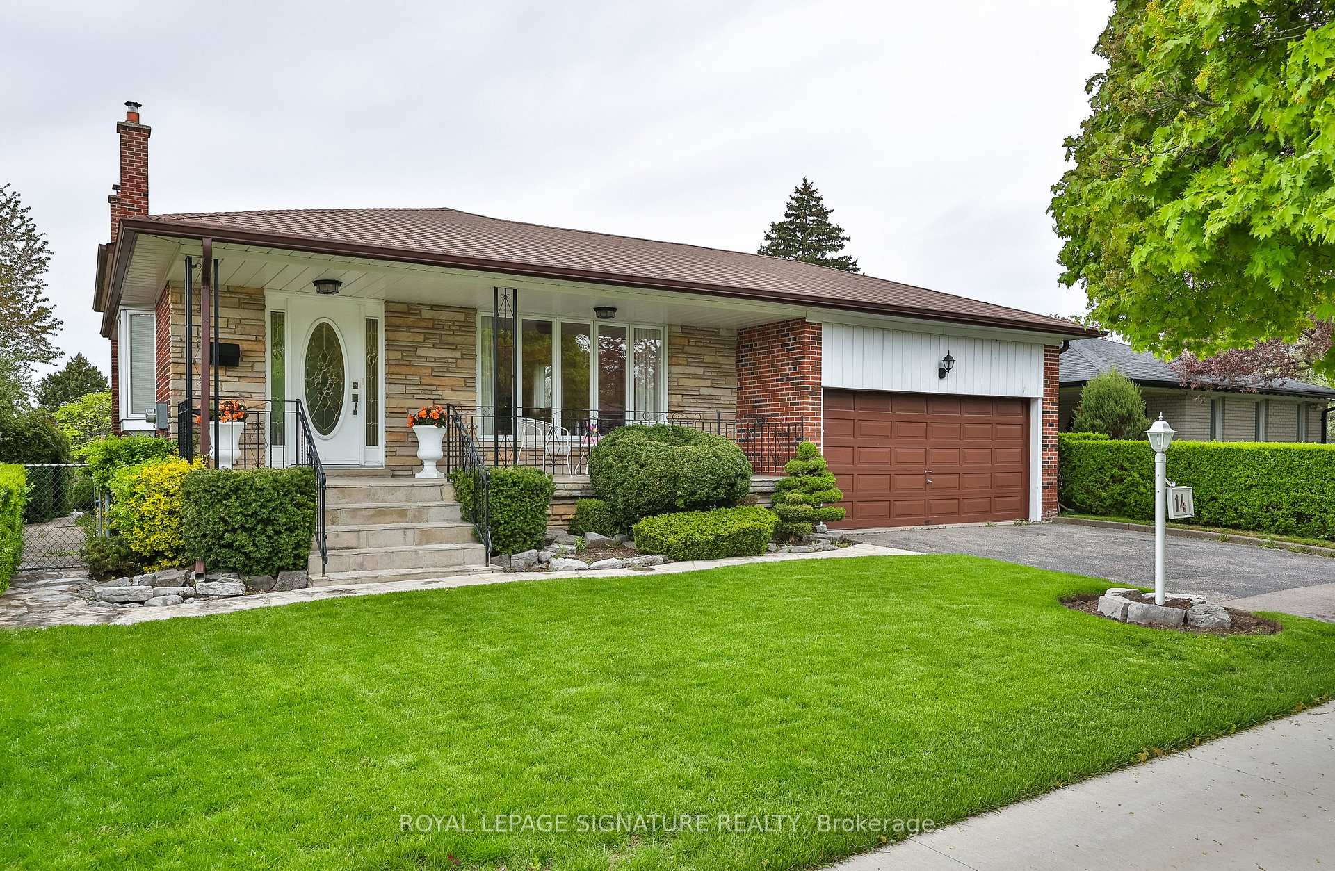 14 Logstone Crescent, Toronto E09, ON, exterior