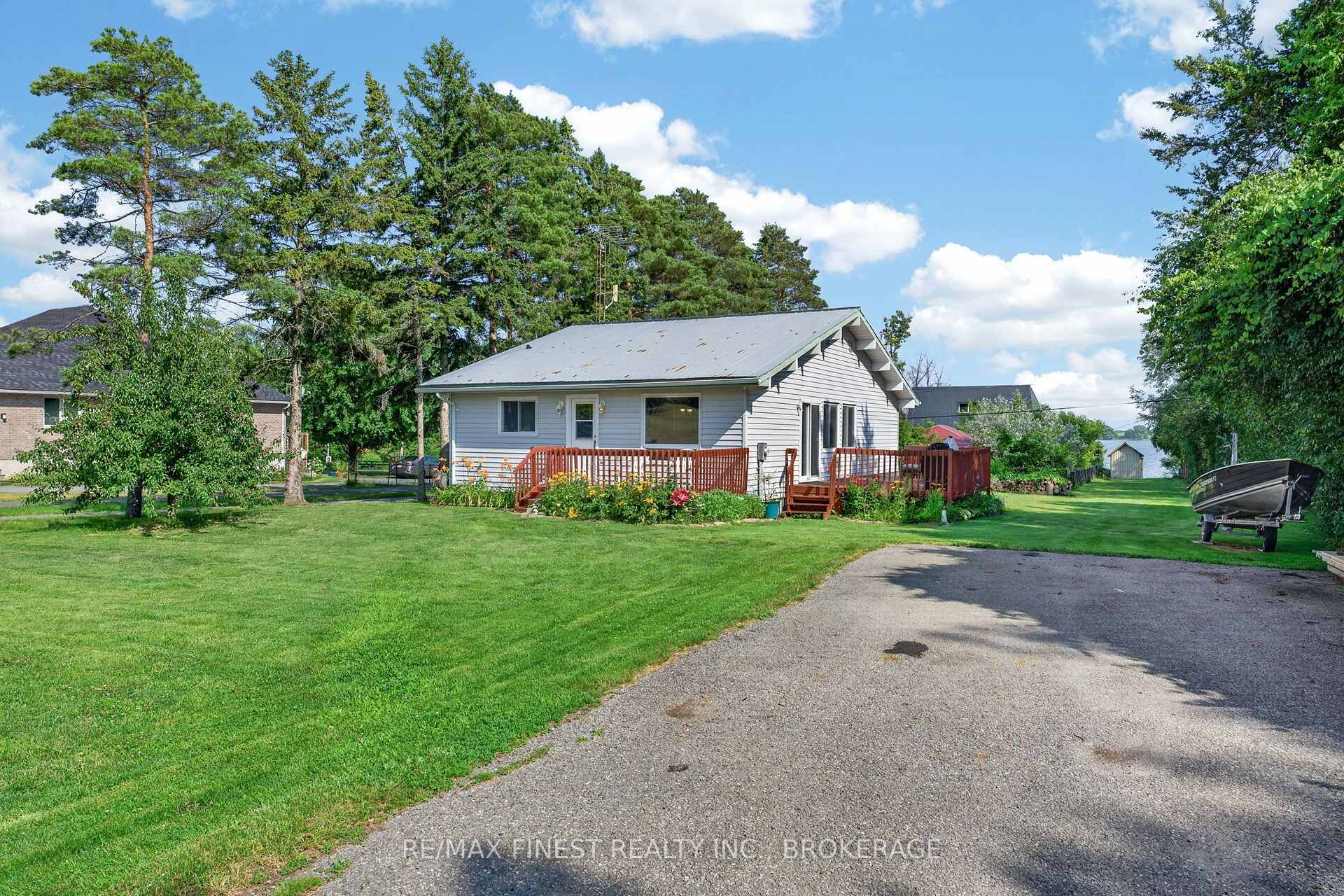 54 Bayview Drive, Greater Napanee, ON, exterior