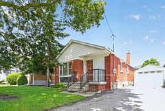14 Minford Avenue, Toronto E04, ON, exterior