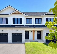 5 WHITCOMB Crescent, Smiths Falls, ON, exterior