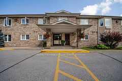 202 - 878 Armour Road, Peterborough, ON, exterior