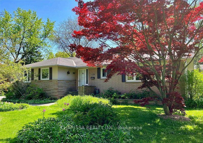 BSMT - 1238 Donlea Crescent, Oakville, ON, exterior
