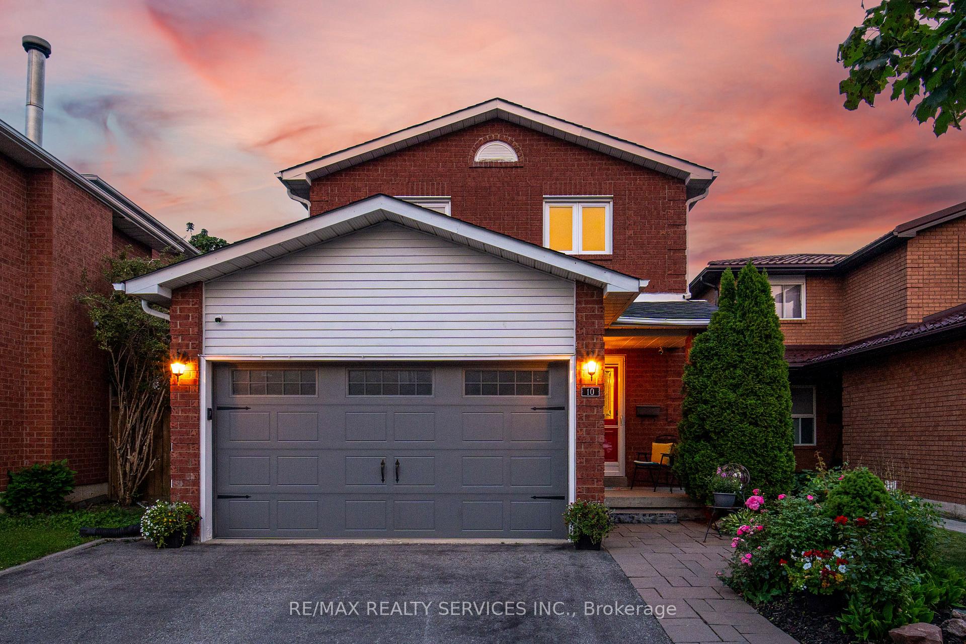 10 Valonia Drive, Brampton, ON, exterior