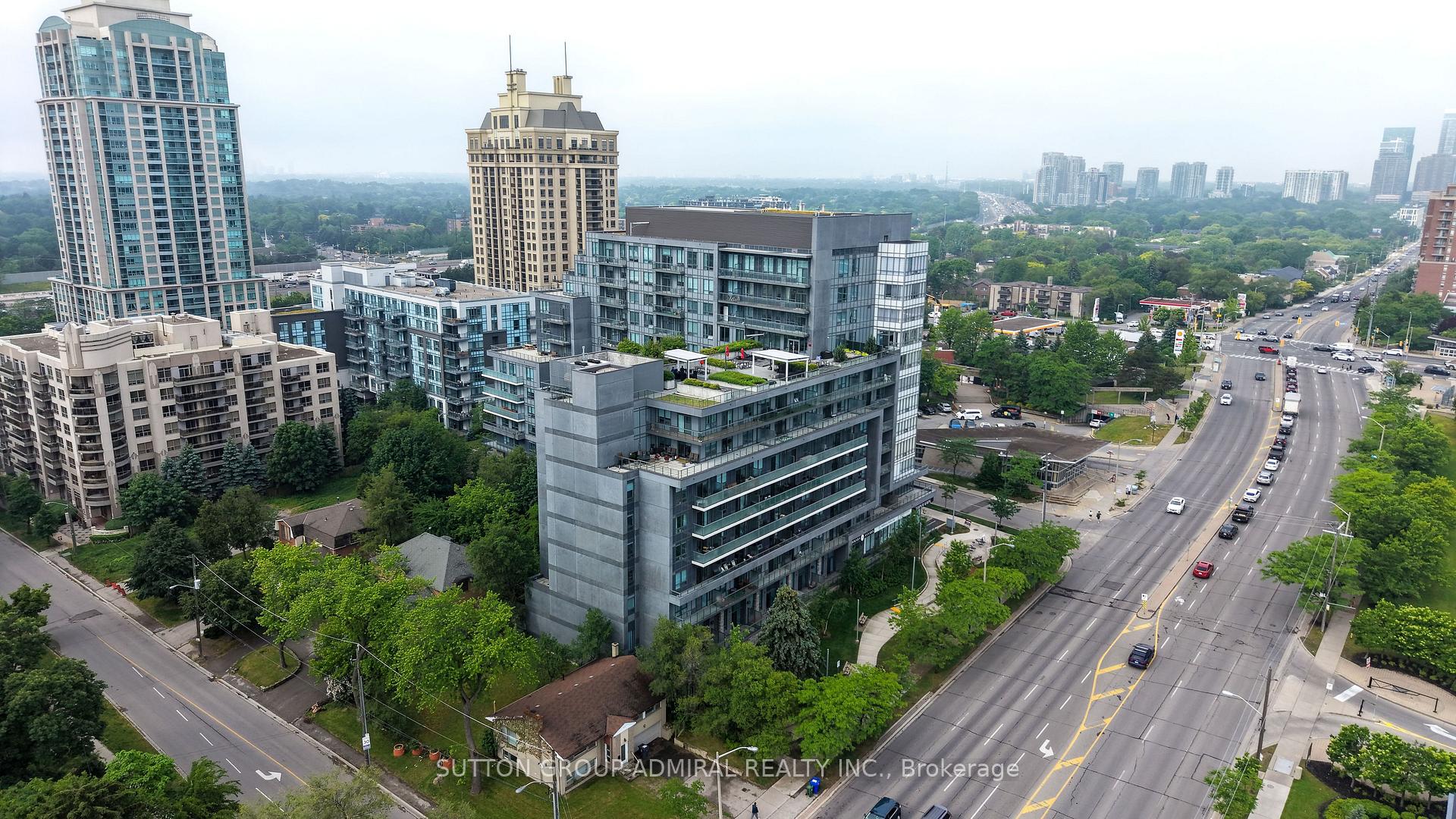 124 - 7 Kenaston Gardens, Toronto C15, ON, exterior