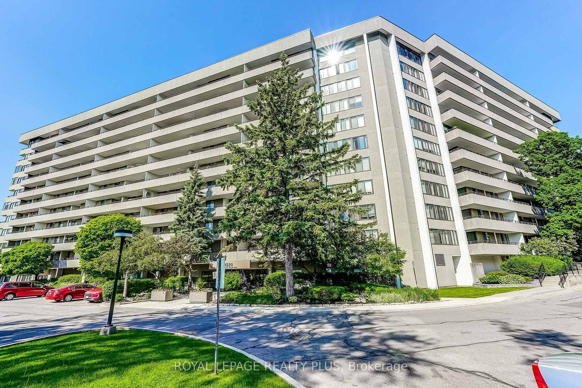 906 - 1320 Mississauga Valley Boulevard, Mississauga, ON, exterior