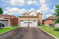 27 Colleyville Street, Brampton, ON, exterior