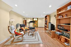 49 Kentish Crescent, Toronto E07, ON, exterior