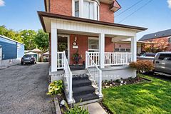 257 John Street, Toronto W04, ON, exterior