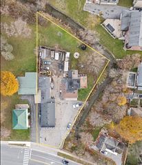 142 King Street E, Caledon, ON, exterior