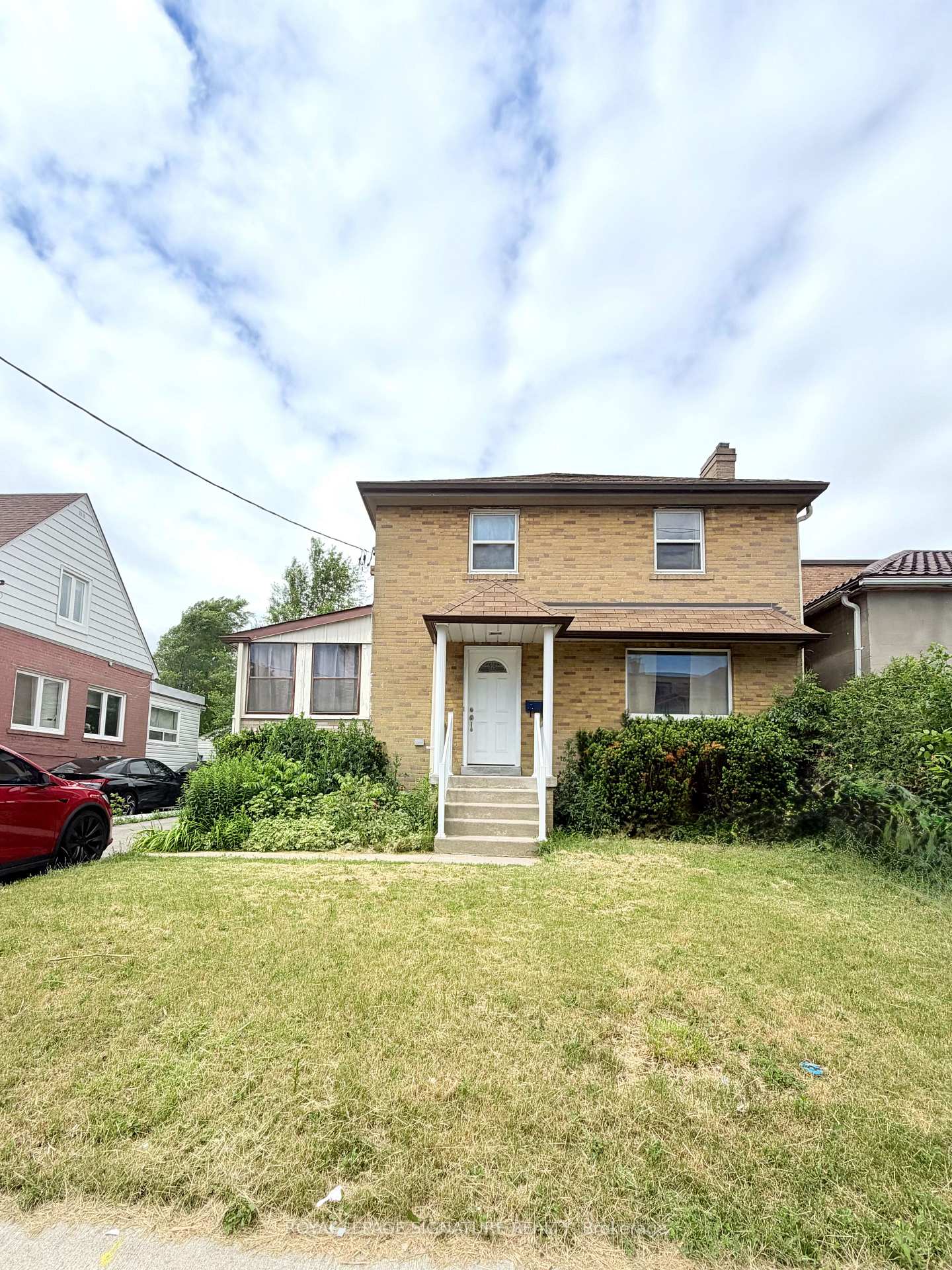 224 King Street, Toronto W04, ON, exterior