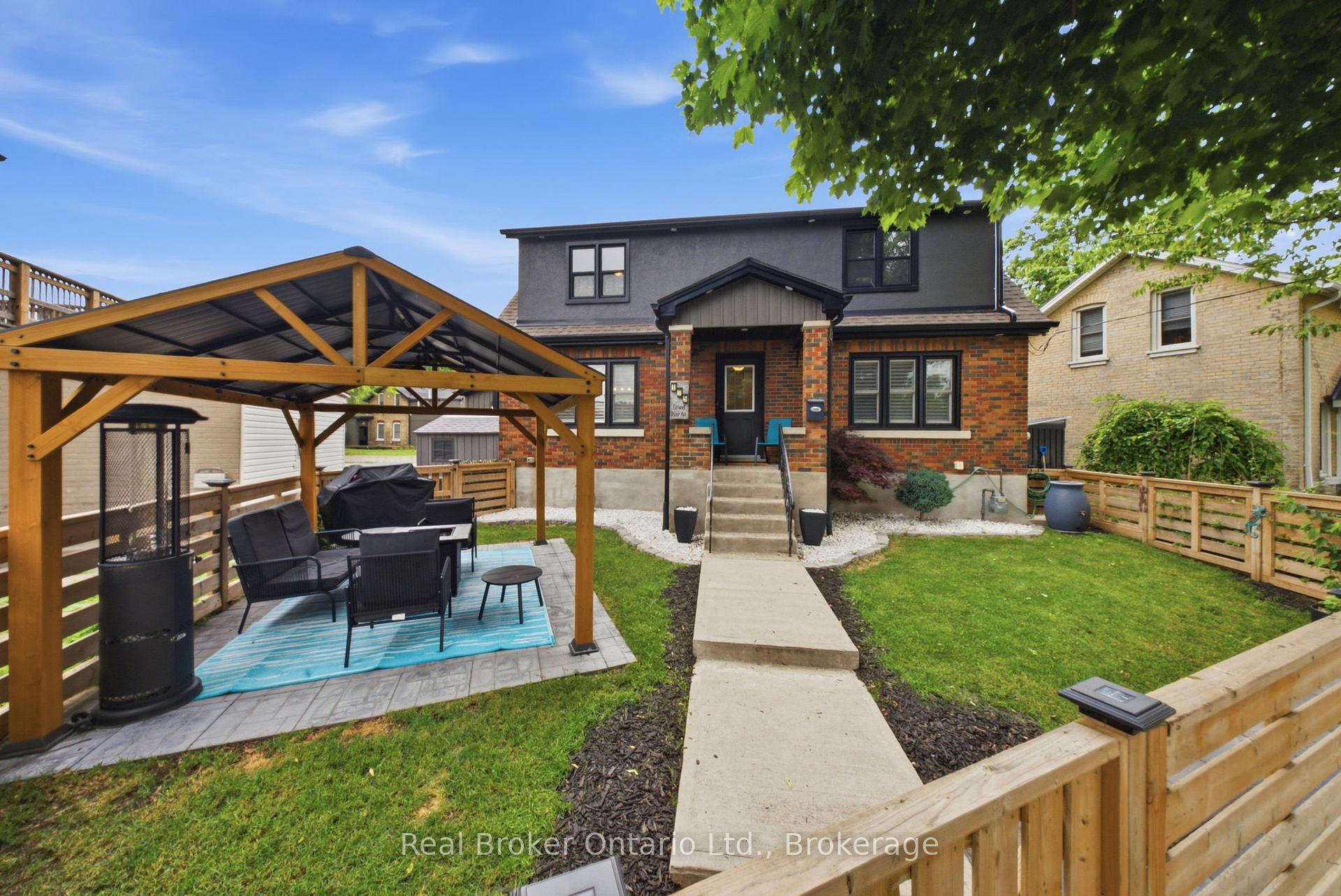 175 Grand River Avenue, Brantford, ON, exterior