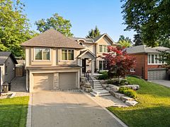 25 Queensborough Crescent, Toronto W09, ON, exterior