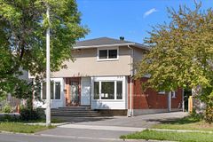 999 Meadowlands Drive, Mooneys Bay - Carleton Heights and Area, ON, exterior