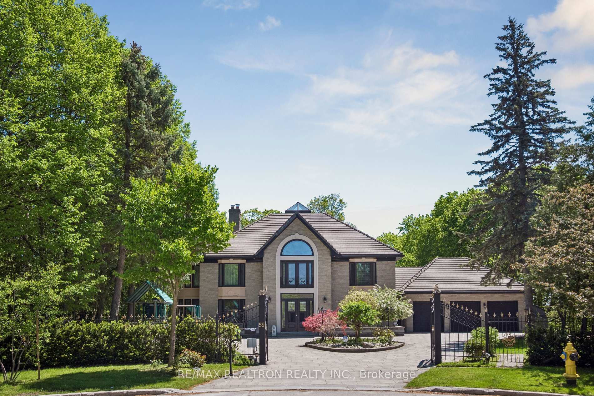 59 Hi Mount Drive, Toronto C15, ON, exterior