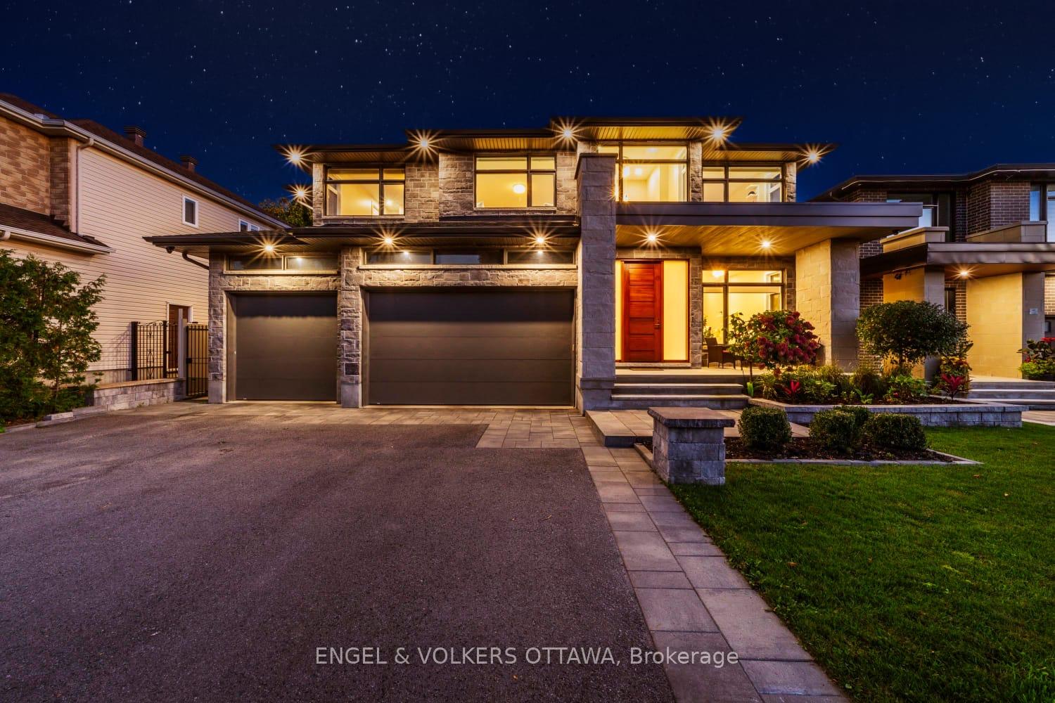 15 Tierney Drive, Barrhaven, ON, exterior