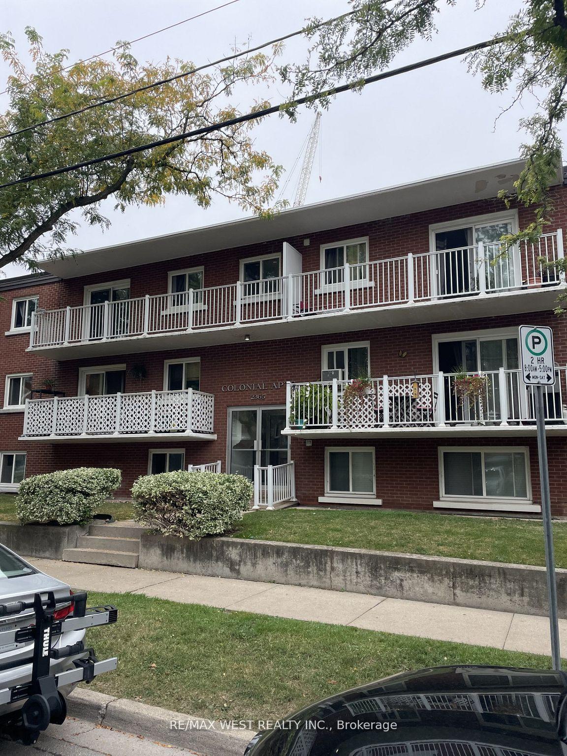 101 - 2365 Marine Drive, Oakville, ON, exterior