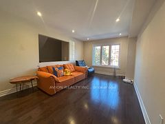 37 - 95 Weldrick Avenue, Richmond Hill, ON, exterior