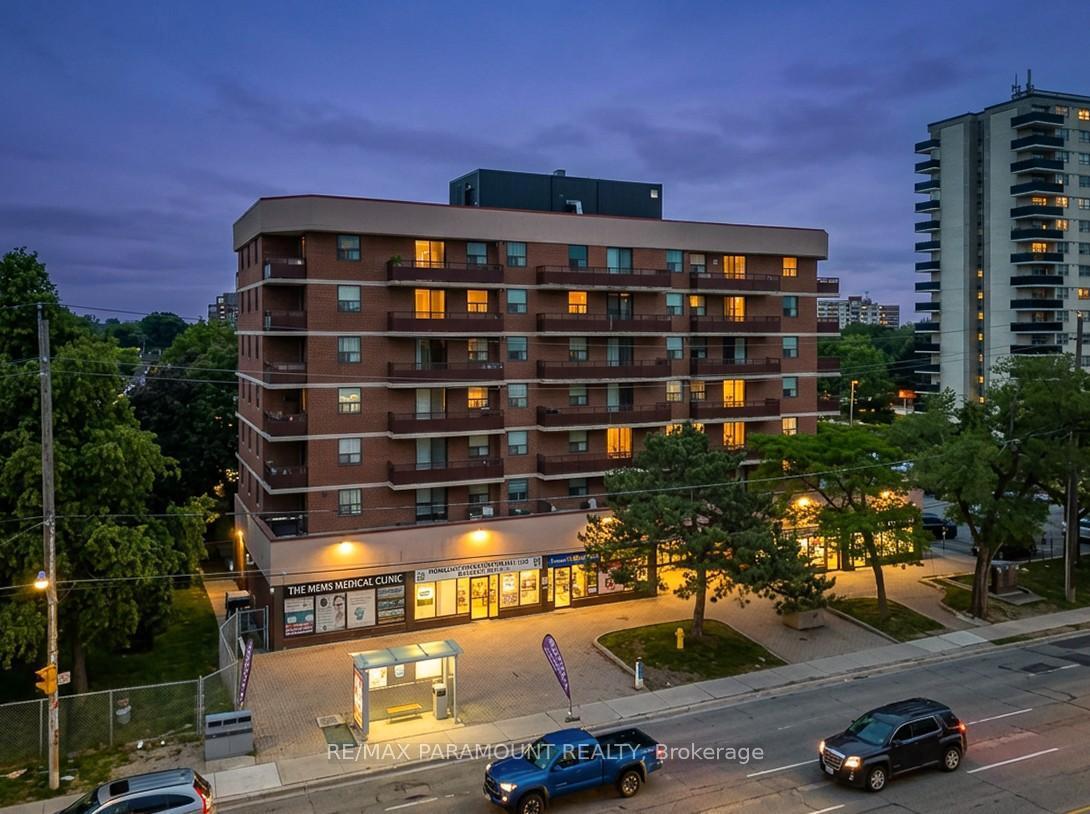 303 - 1881 Jane Street, Toronto W04, ON, exterior