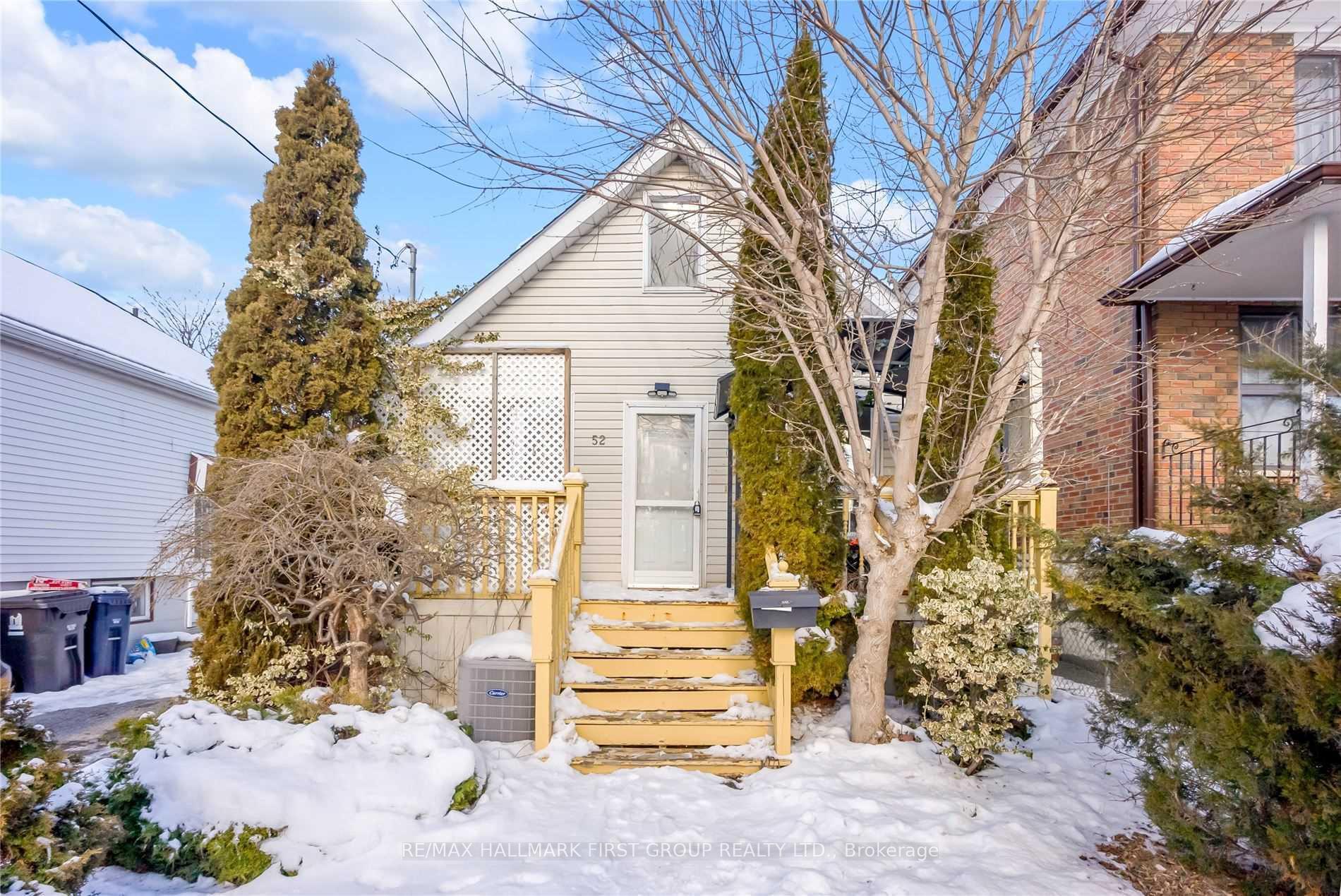 52 Malta Street, Toronto E06, ON, exterior