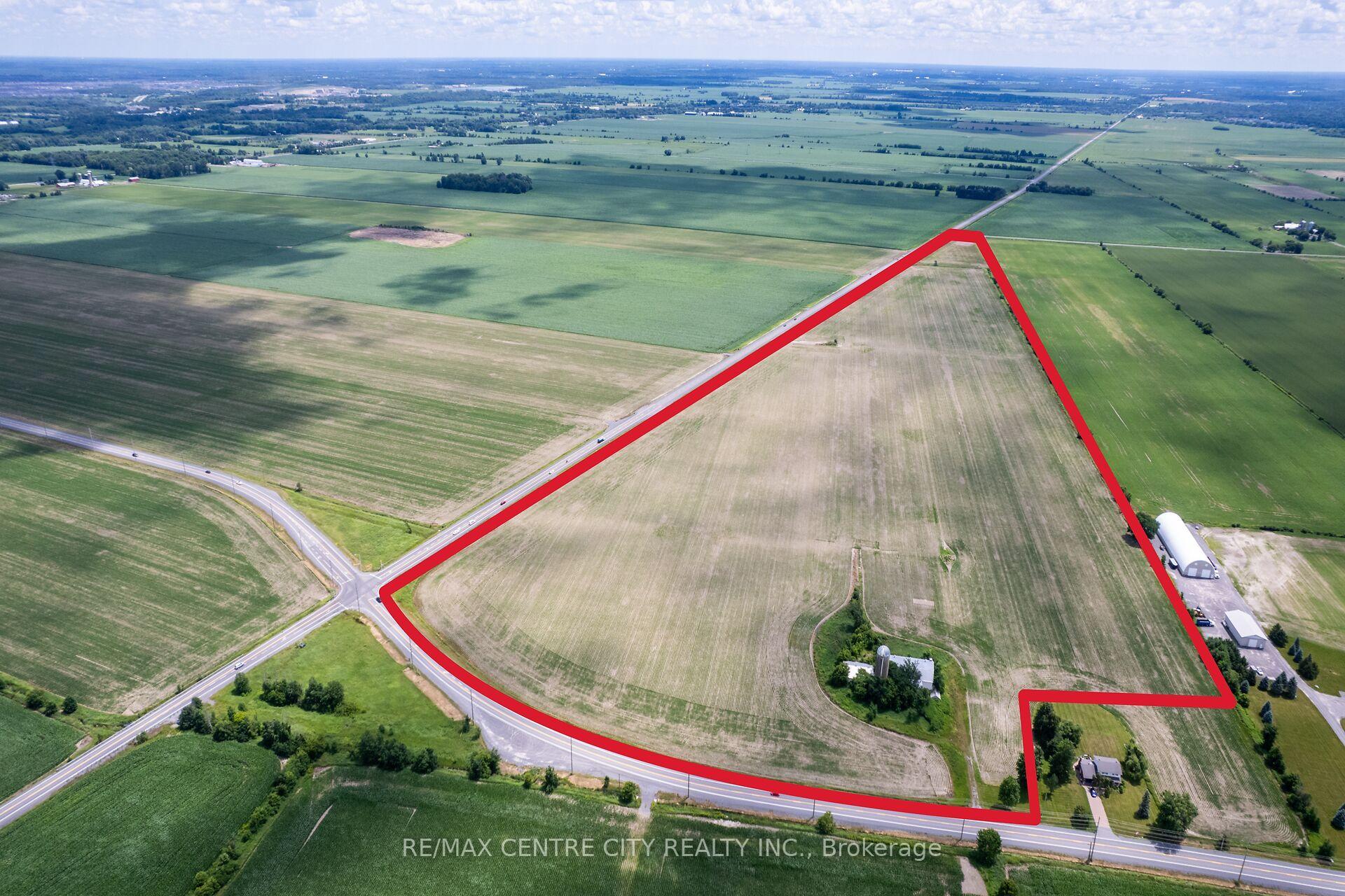 5490 Fallowfield Road, Stittsville - Munster - Richmond, ON, exterior