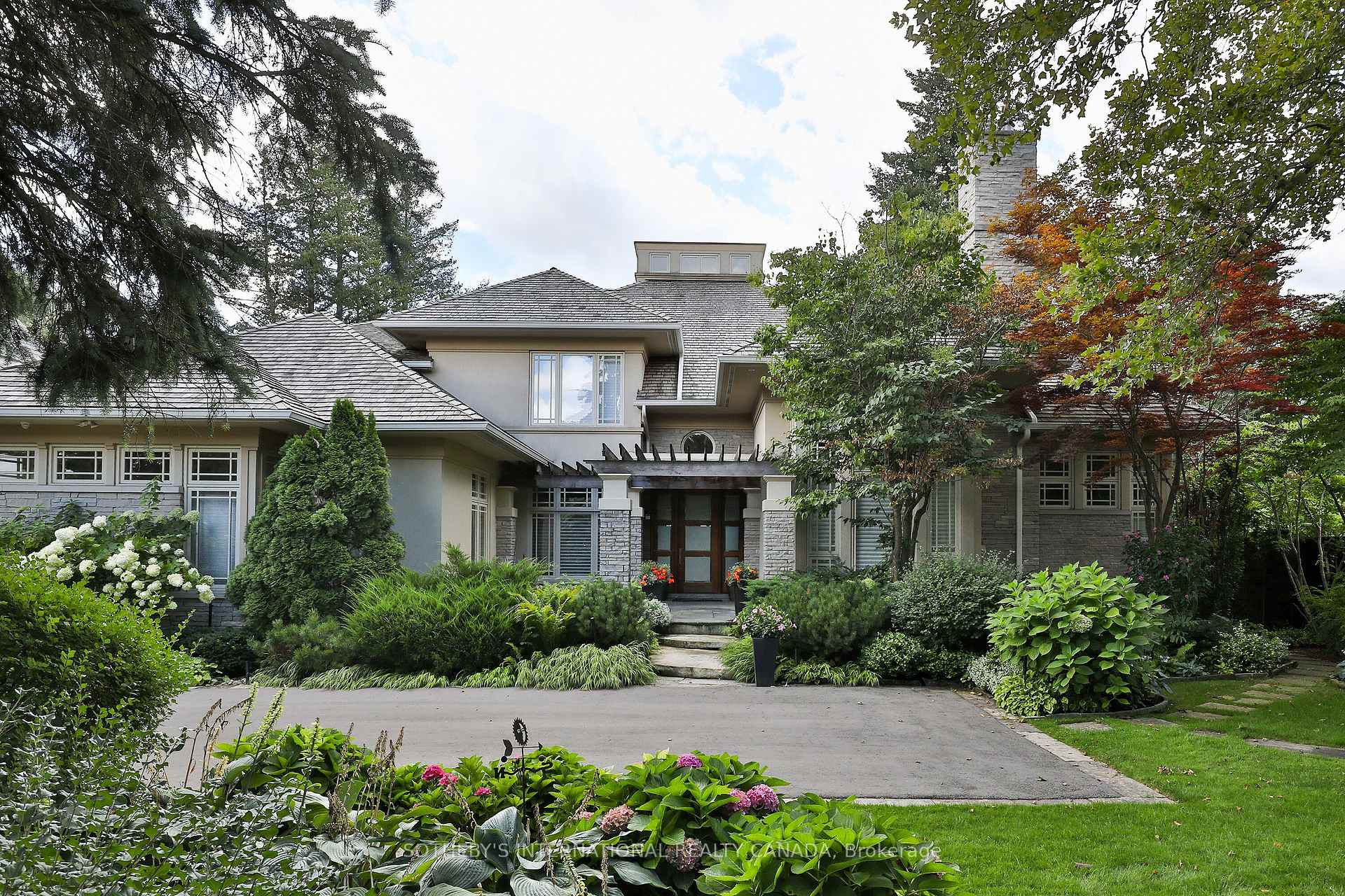 23 Country Lane, Toronto C12, ON, exterior