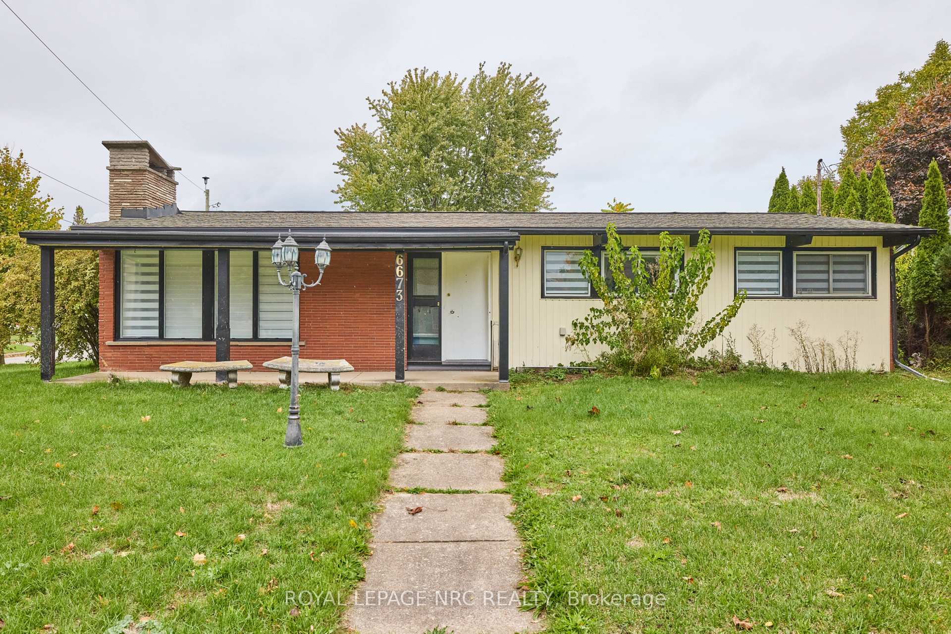 6673 Huggins Street, Niagara Falls, ON, exterior